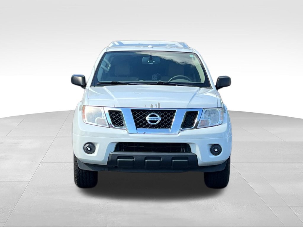Used 2017 Nissan Frontier SV RWD image 2
