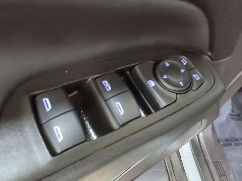 Used 2024 Chevrolet Equinox LT w/ LPO, Floor Liner Package image 21