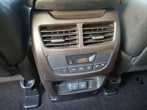 Used 2020 Acura MDX SH-AWD image 11