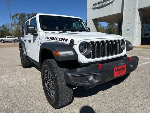 Certified 2025 Jeep Wrangler Unlimited Rubicon image 1