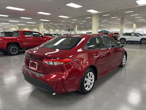Certified 2025 Toyota Corolla LE image 7