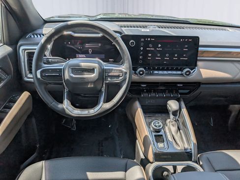 Certified 2025 GMC Canyon Denali AWD/4WD image 16
