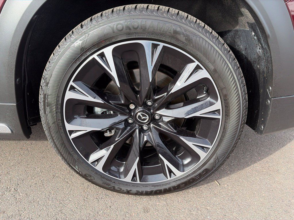 Used 2024 MAZDA CX-90 Plug-In Hybrid w/ Premium Plus AWD/4WD image 33