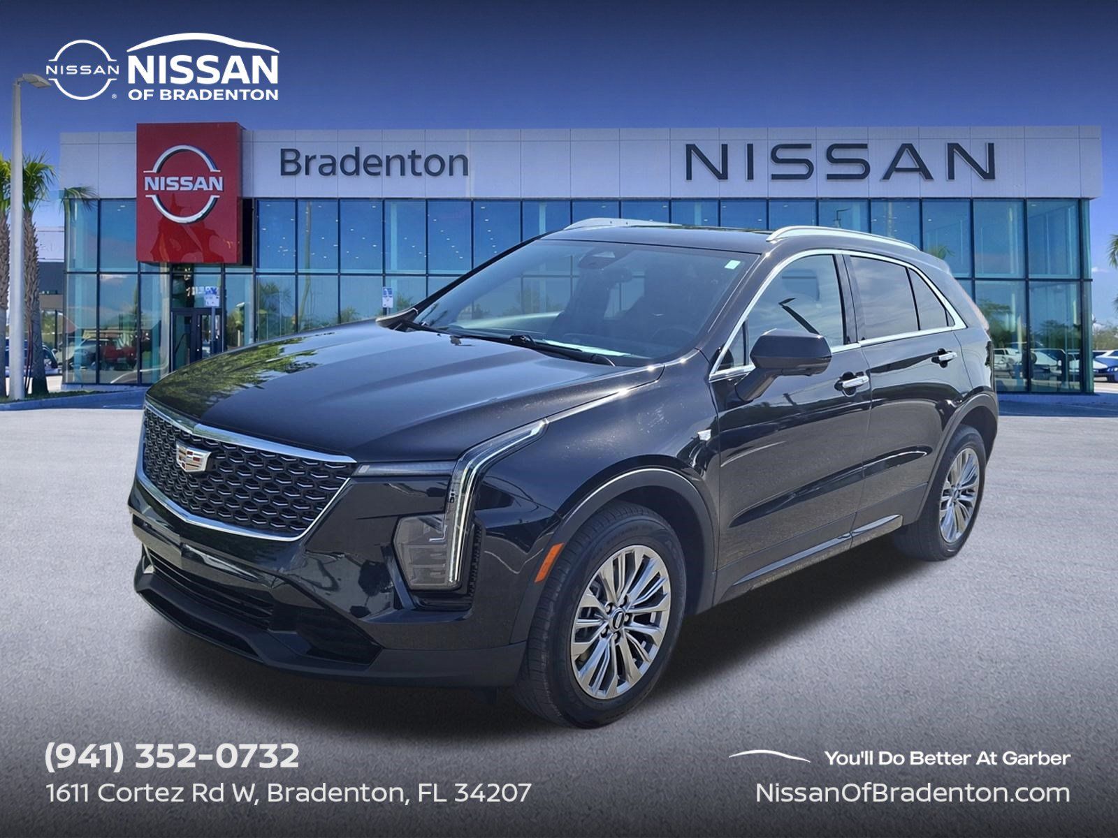 Used 2025 Cadillac XT4 Premium Luxury FWD image 1