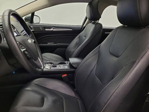 Used 2019 Ford Fusion Energi Titanium image 17