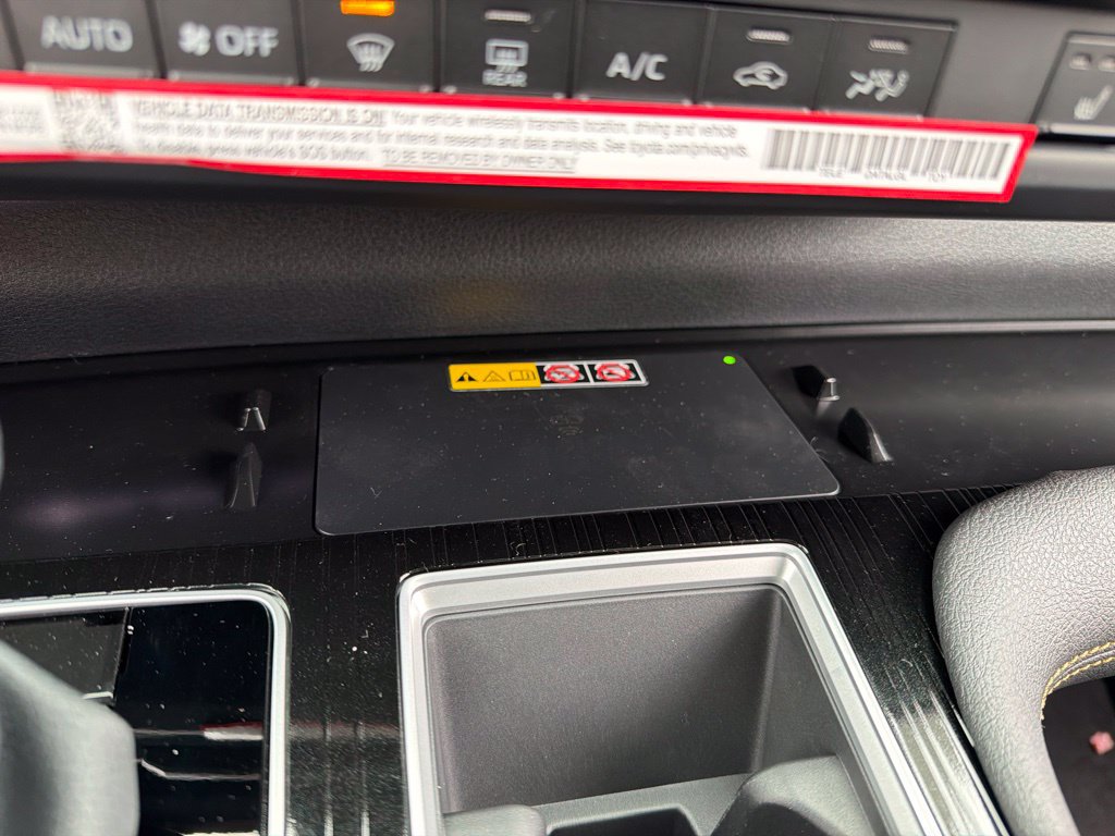 New 2026 Toyota Sienna AWD image 16