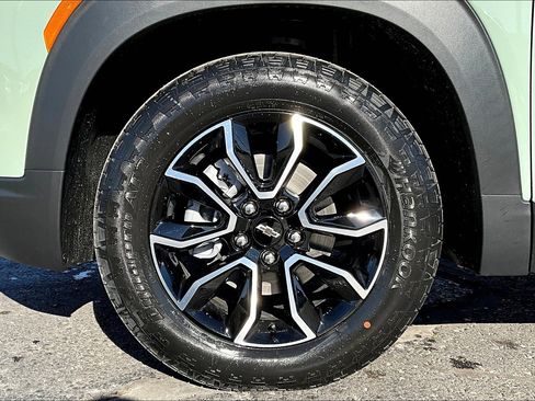 New 2025 Chevrolet TrailBlazer ACTIV w/ Convenience Package image 12