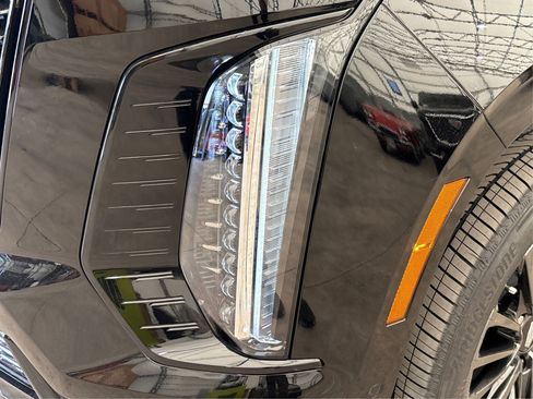 New 2025 Cadillac Escalade ESV Sport Platinum image 14