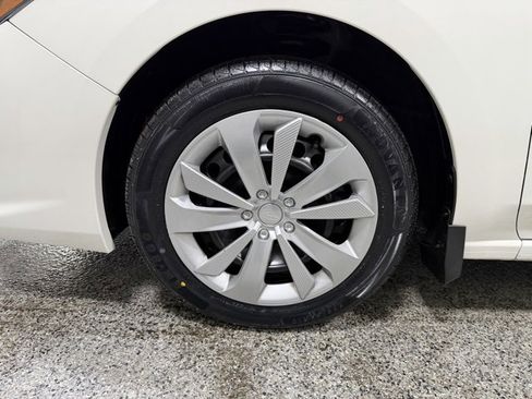 Used 2020 Subaru Impreza 2.0i image 25