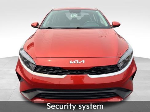 Used 2023 Kia Forte LXS FWD image 11