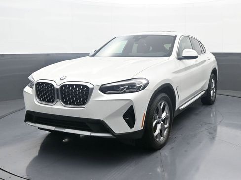 Used 2025 BMW X4 xDrive30i image 1