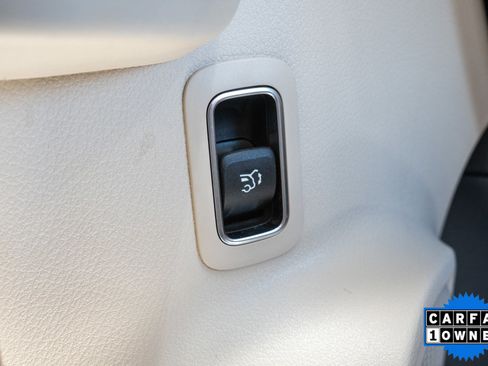 Used 2023 Mercedes-Benz GLB 250 image 28
