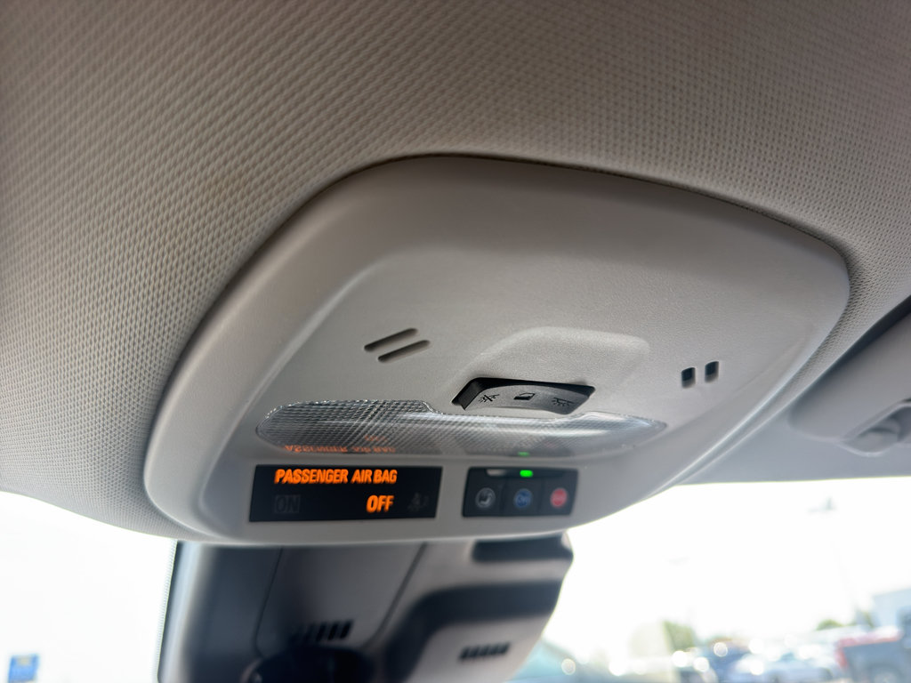 Used 2024 Chevrolet Trax LS w/ LS Convenience Package FWD image 21