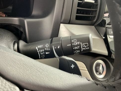 Used 2026 Honda Odyssey EX-L image 19