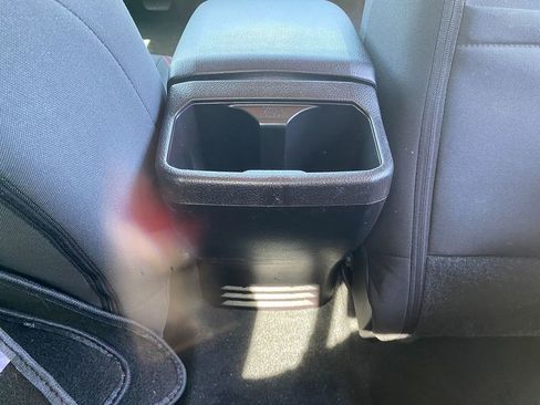 Used 2016 Toyota Tacoma SR5 image 26