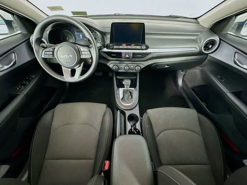 Used 2024 Kia Forte LXS FWD image 10