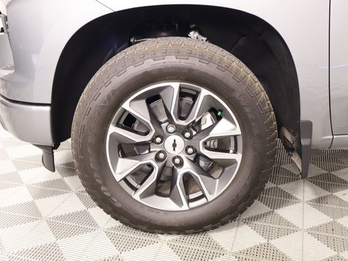 Used 2023 Chevrolet Silverado 1500 RST image 18