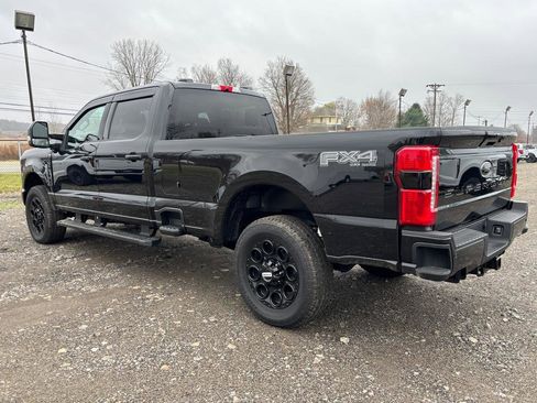 New 2025 Ford F250 Lariat w/ Black Appearance Package image 5