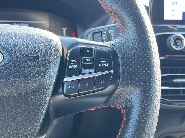 Used 2025 Ford Escape ST-Line FWD image 30