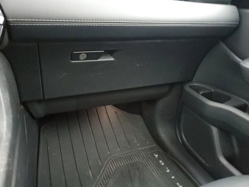 Certified 2023 Honda Pilot Touring image 21