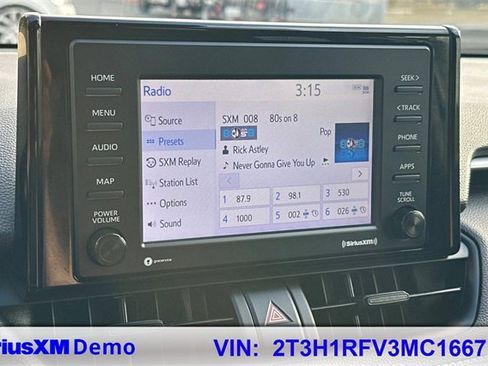 Used 2021 Toyota RAV4 LE image 26