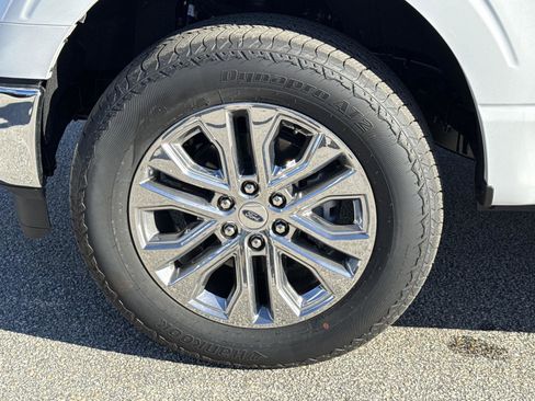 New 2025 Ford F150 Lariat w/ Equipment Group 502A High image 9