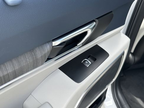 New 2025 Kia Telluride EX w/ EX Captain's Chair Package image 12