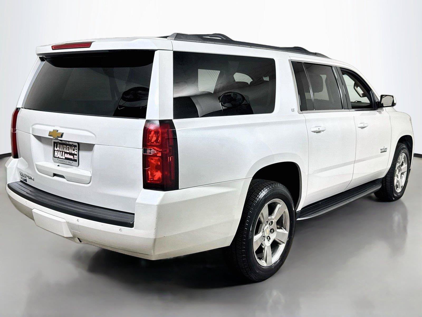 Used 2018 Chevrolet Suburban LT w/ Texas Edition Package RWD image 4