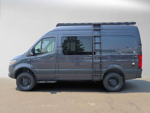 Used 2026 Mercedes-Benz Sprinter 2500 image 6