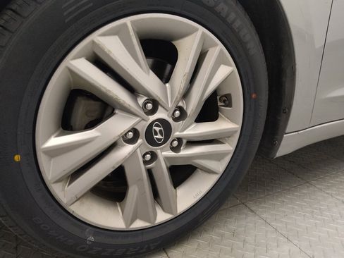 Used 2020 Hyundai Elantra Value Edition FWD image 31
