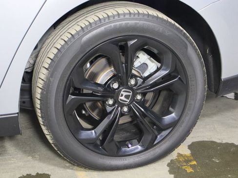 Used 2025 Honda Accord SE image 37