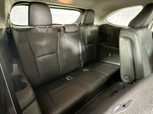 Used 2020 Toyota Highlander Platinum image 29