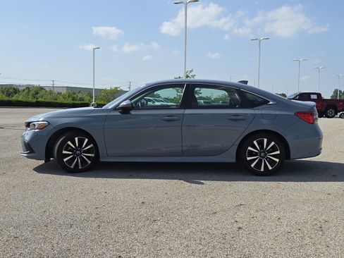 Used 2024 Honda Civic EX image 16
