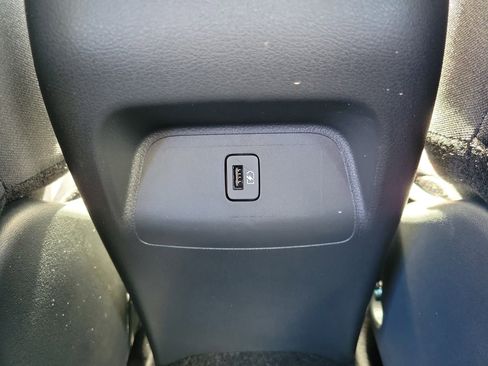 New 2025 Nissan Sentra SR image 13