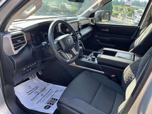 Used 2024 Toyota Tundra SR5 w/ TRD Off-Road Package AWD/4WD image 11