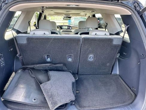 Used 2022 Hyundai Palisade SEL w/ Premium Package image 9