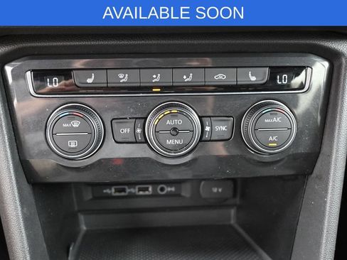 Used 2019 Volkswagen Tiguan SE AWD/4WD image 21