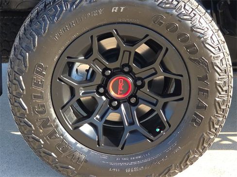 Used 2024 Toyota Tacoma TRD Pro image 9