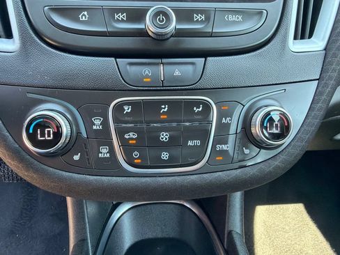 Used 2024 Chevrolet Malibu LT FWD image 24