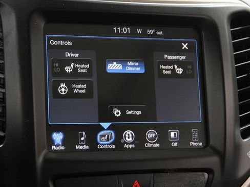 Used 2017 Jeep Cherokee Latitude w/ Comfort/Convenience Group image 10