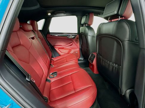 Used 2022 Porsche Macan image 29