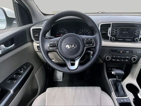 Used 2017 Kia Sportage LX FWD image 5