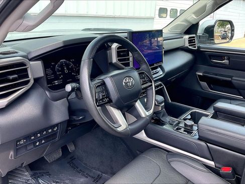 Used 2024 Toyota Tundra Limited AWD/4WD image 18