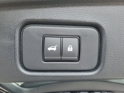 New 2026 Nissan Pathfinder Platinum image 7