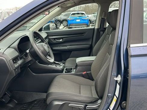 Used 2023 Honda CR-V LX image 9