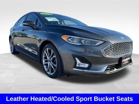 Used 2019 Ford Fusion Titanium FWD image 7