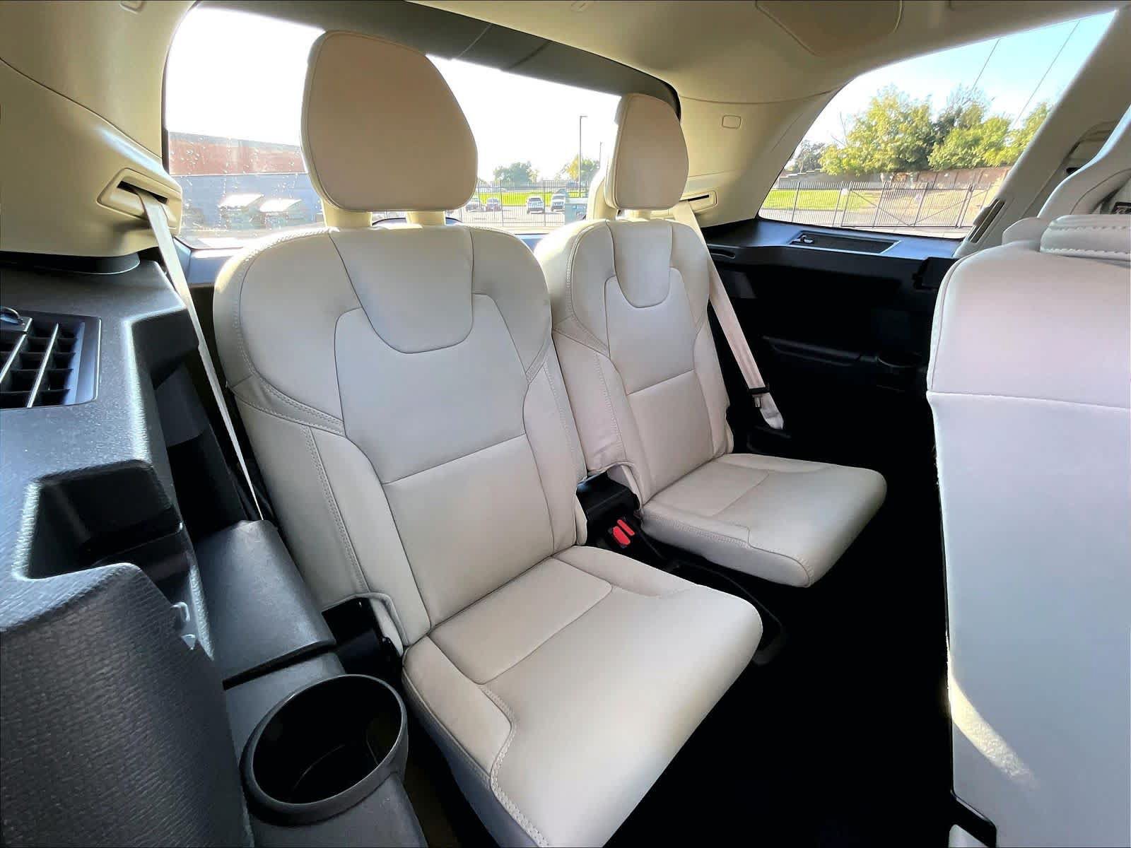 Used 2026 Volvo XC90 T8 Ultra w/ Protection Package Premier AWD/4WD image 33