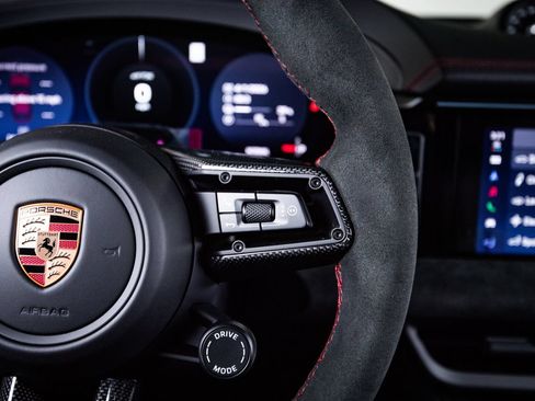 New 2026 Porsche Macan GTS Electric AWD/4WD image 16
