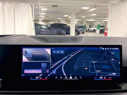 New 2026 BMW X5 xDrive50e image 18