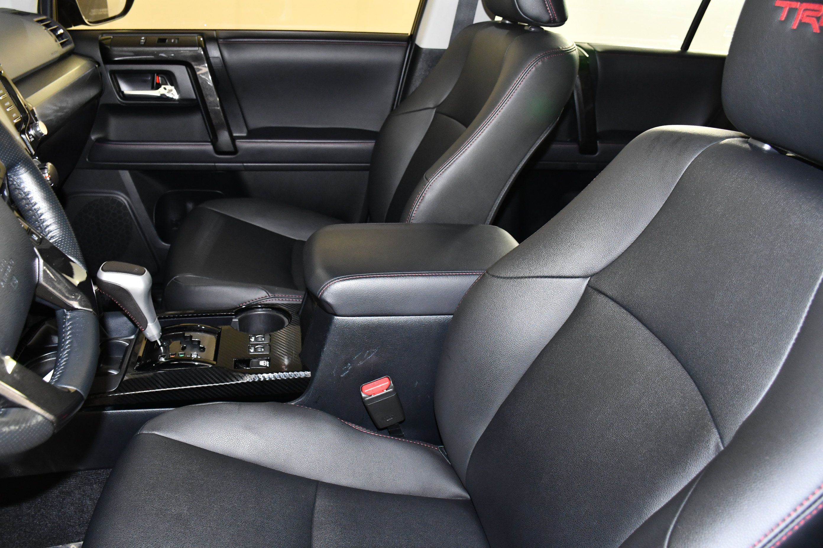 Used 2024 Toyota 4Runner TRD Off-Road Premium w/ Off Road Premium Plus Package AWD/4WD image 41